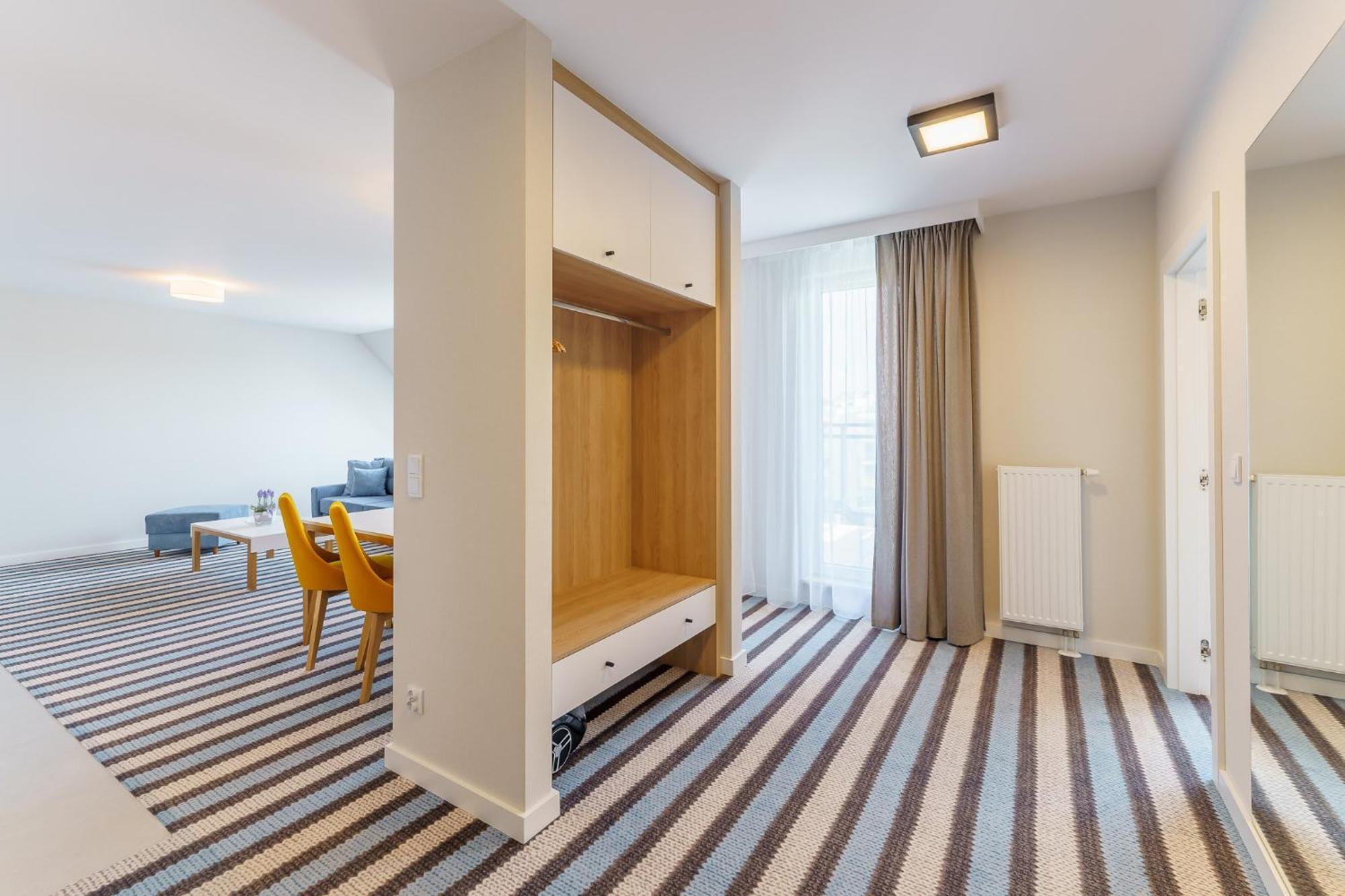 Bel Mare Miedzyzdroje Apartment With Balcony By Noclegi Renters Екстер'єр фото